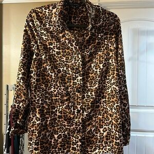 Sara Michelle button down shirt